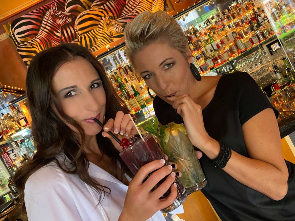 Anita & Alexandra Hofmann drehen erneut Musikvideo im Europa-Park