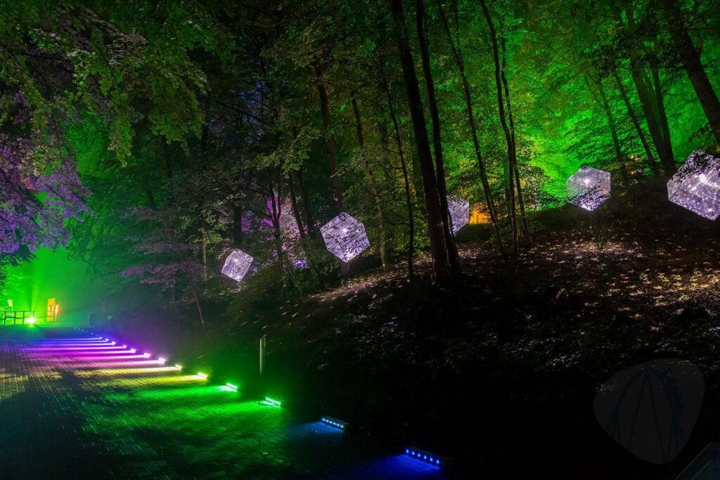 Eifelpark Leuchten vom 10. September bis 3. Oktober 2021 täglich von 19 bis 22 Uhr (montags/dienstags geschlossen)