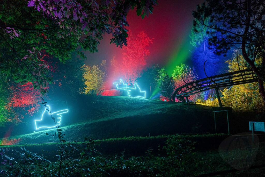 Eifelpark Leuchten vom 10. September bis 3. Oktober 2021 täglich von 19 bis 22 Uhr (montags/dienstags geschlossen)
