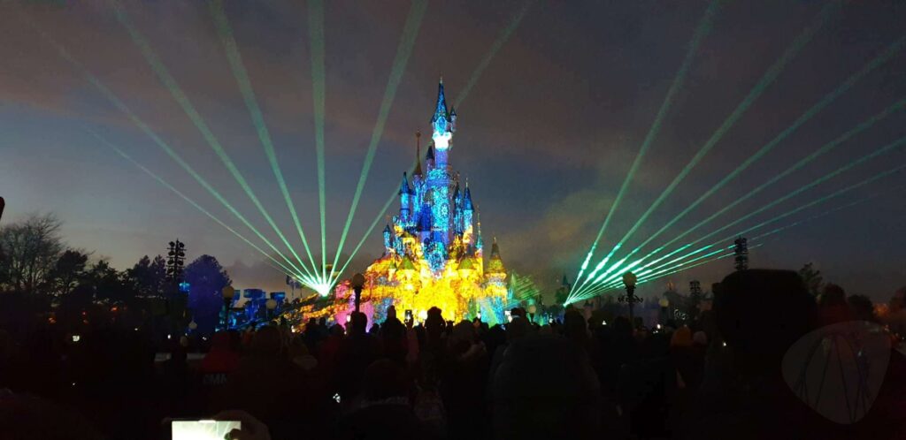 Disneyland Paris: Paraden und Disney Illuminations kehren zurück