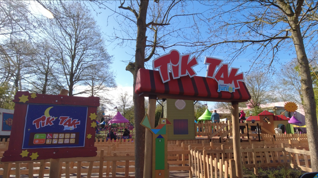 Plopsaland de Panne Neuheiten 2022 - #LikeMe Coaster & Tik Tak