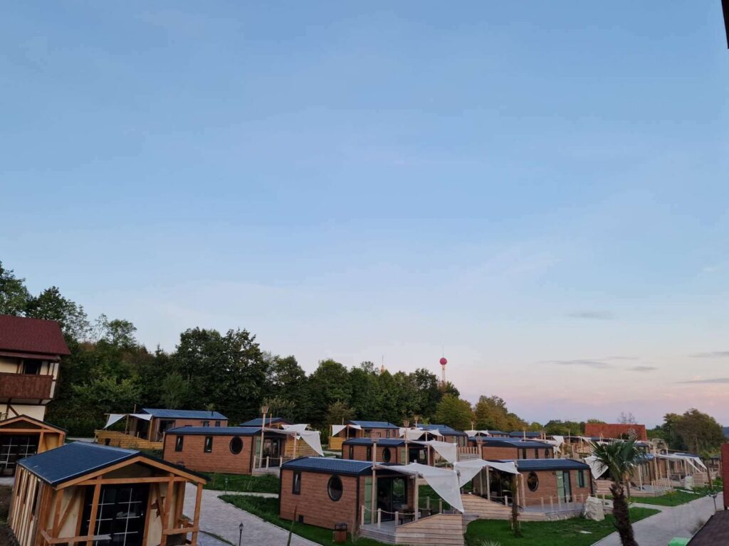 Geiselwind: Feierliche Eröffnung des "Übernachtungs & Erlebnis Seaside Resort"