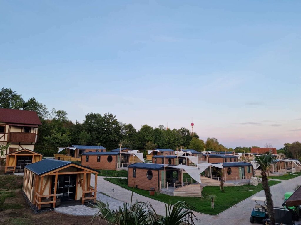 Geiselwind: Feierliche Eröffnung des "Übernachtungs & Erlebnis Seaside Resort"
