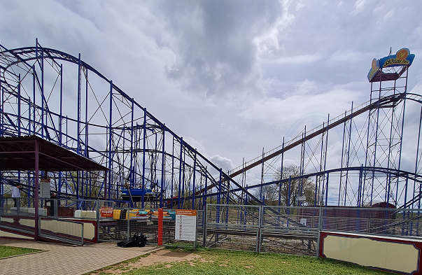 Wieland Schwarzkopf & Premier Rides geben auf der IAAPA die Rückkehr des alten Wildcat Achterbahnmodels in überarbeiteter Form bekannt