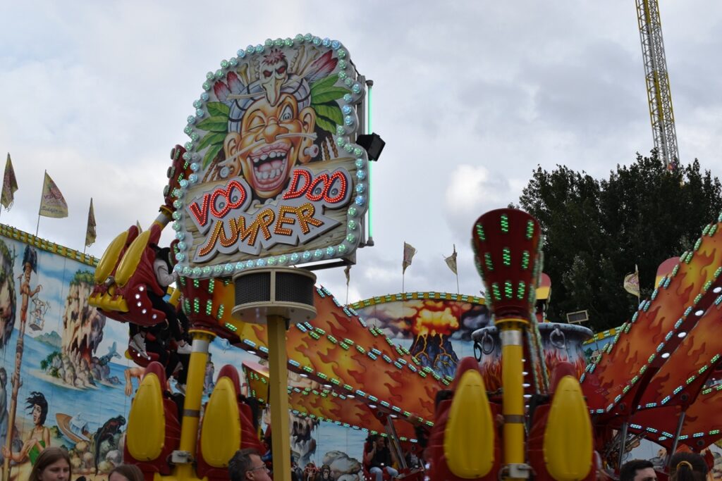 Größte Kirmes am Rhein in Düsseldorf - ein Tagesbericht