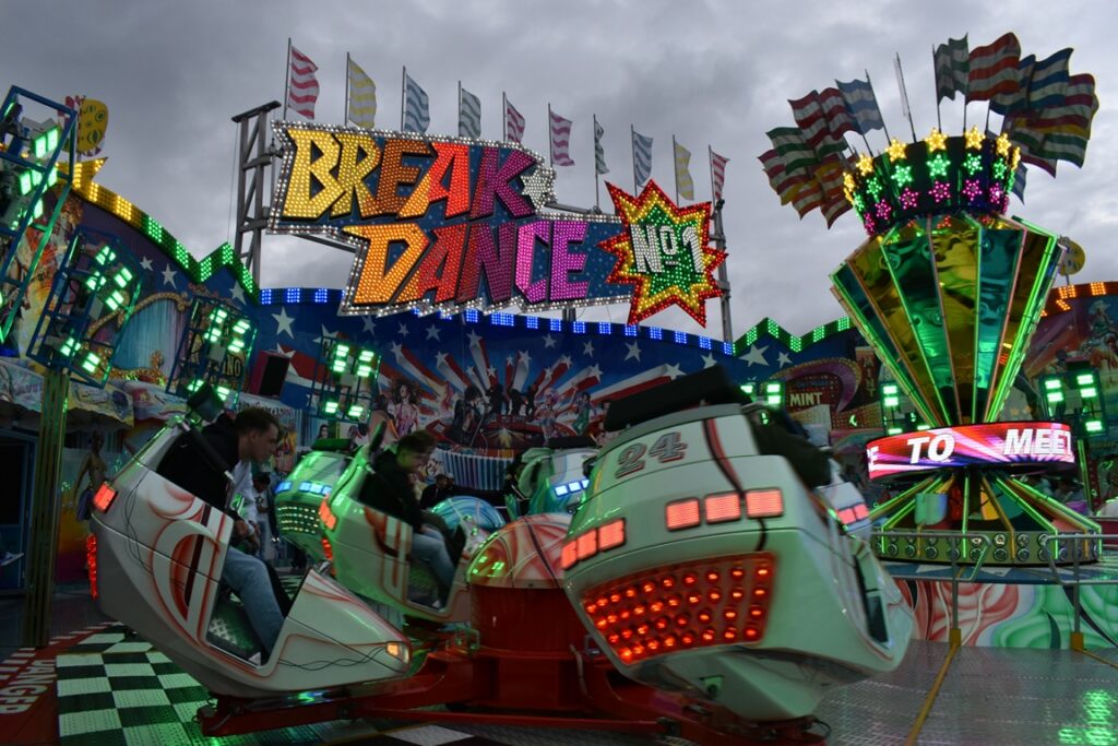 Größte Kirmes am Rhein in Düsseldorf - ein Tagesbericht