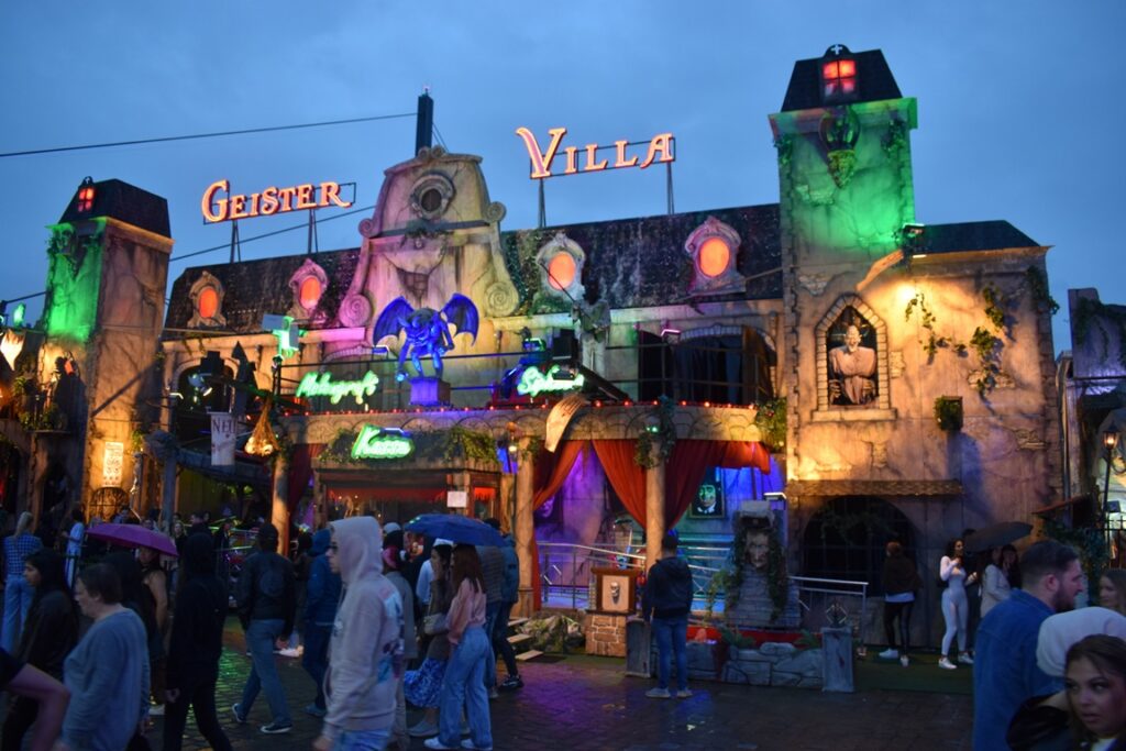Größte Kirmes am Rhein in Düsseldorf - ein Tagesbericht