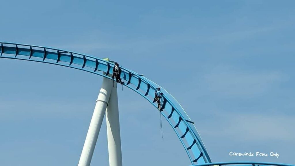 Inspektion bei Fury 325 in Carowinds