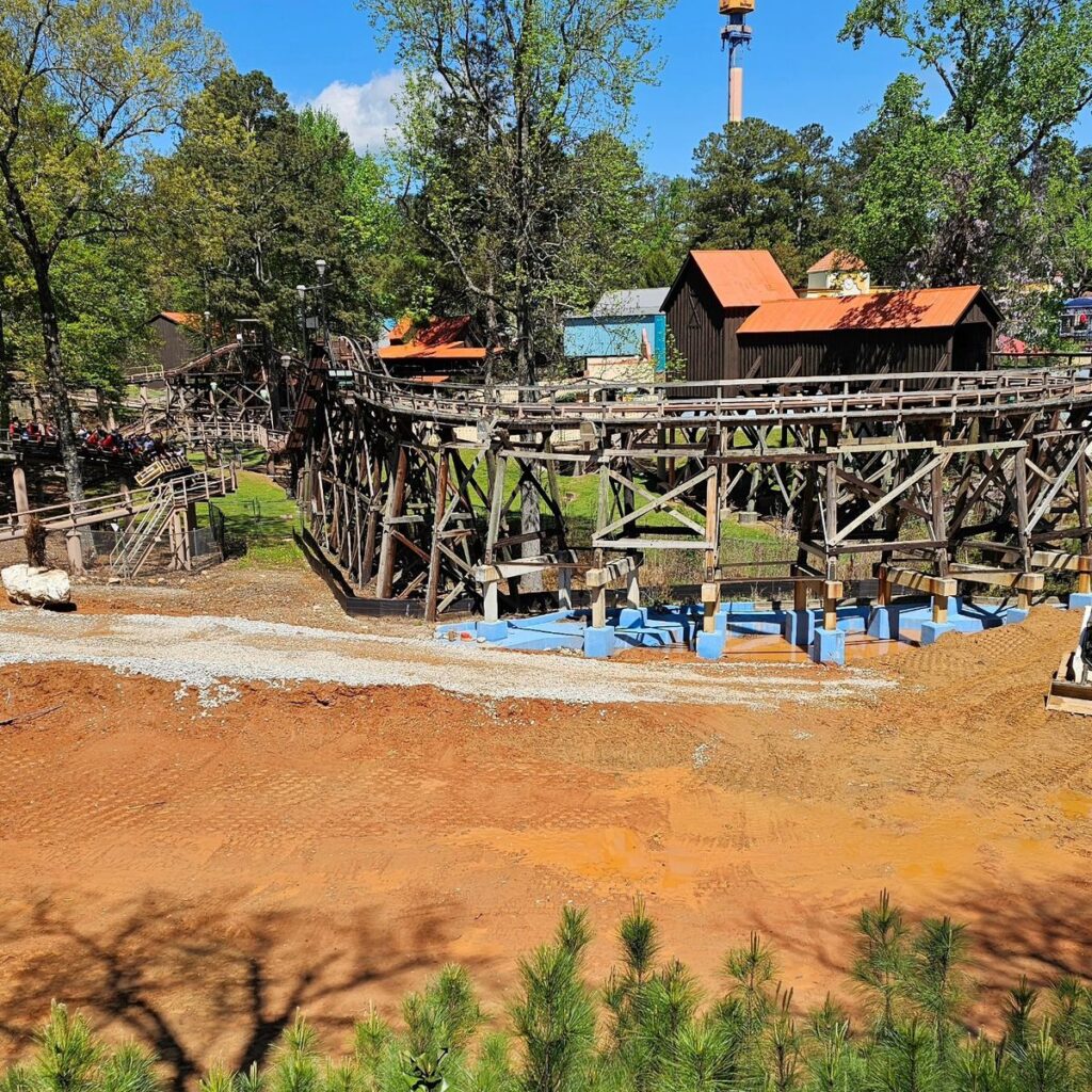 Six Flags Over Georgia: Georgia Gold Rusher