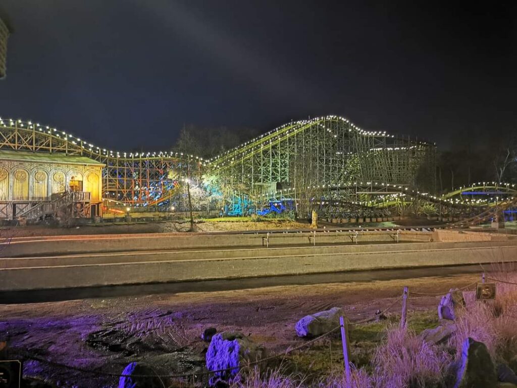 Efteling: Längere Wartungsarbeiten bei Joris en de Draak