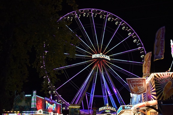 Ab auf die Trabrennbahn - Martinikirmes Dinslaken 2023