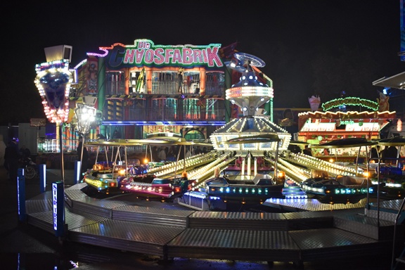 Ab auf die Trabrennbahn - Martinikirmes Dinslaken 2023