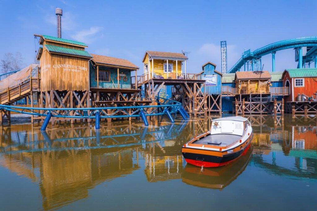 Walibi Belgien: Dock World