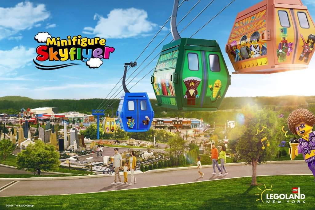 LEGOLAND New York: MiniFigure Skyflyer