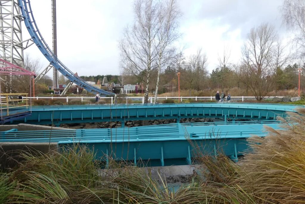 Walibi Belgien: Dock World