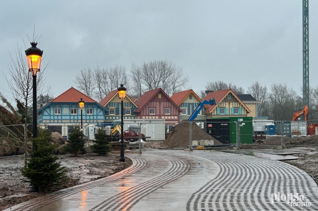Plopsa de Panne: Plopsa Village