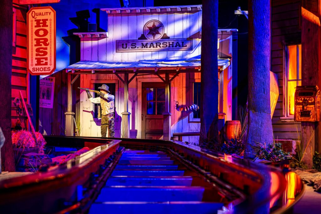 Silver Dollar City: Fire In The Hole