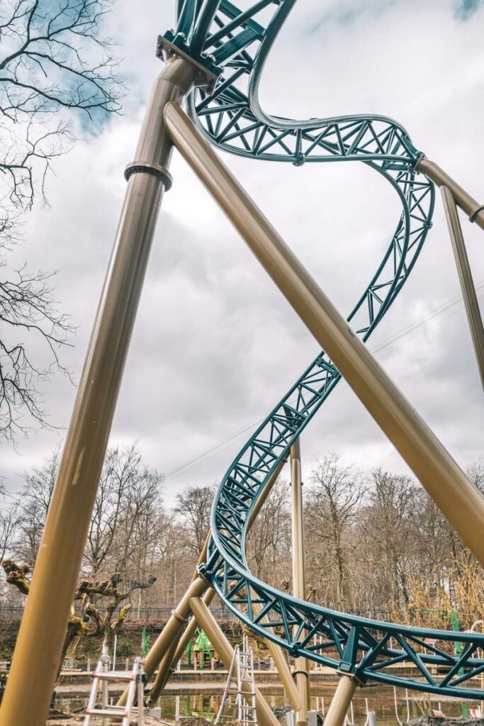 Tivoli Friheden: Neue Achterbahn (Vindfald)