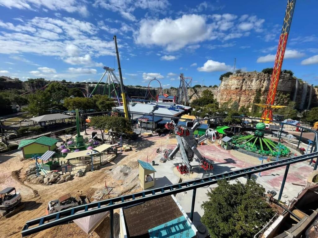 Six Flags Fiesta Texas: DC Universe