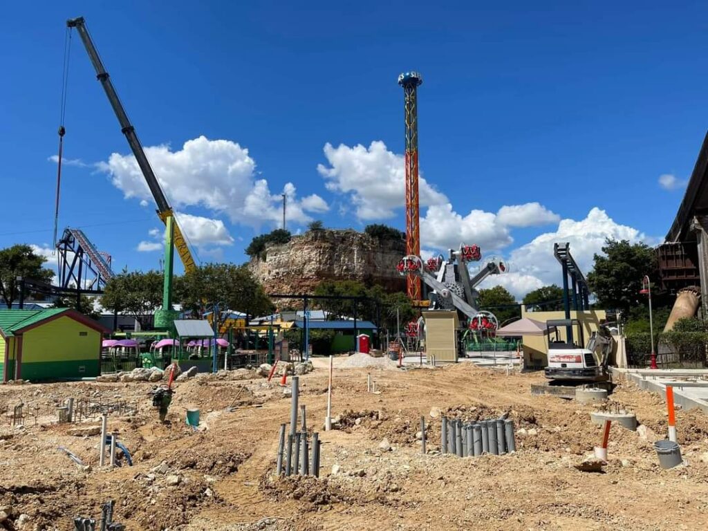 Six Flags Fiesta Texas: DC Universe