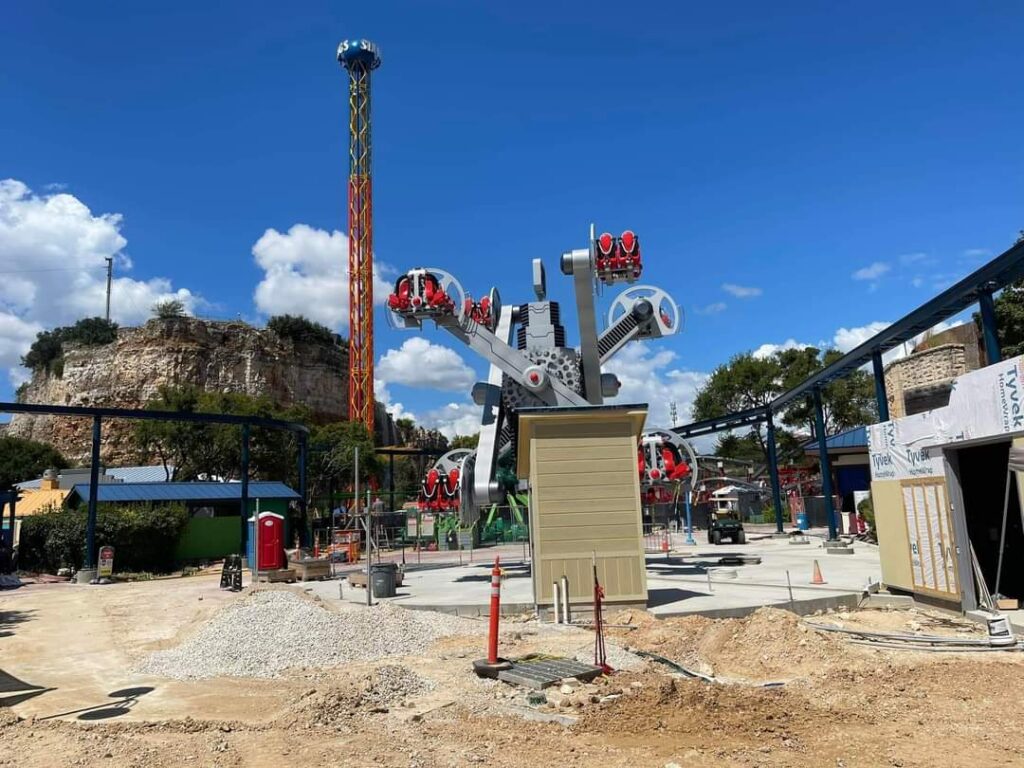 Six Flags Fiesta Texas: DC Universe