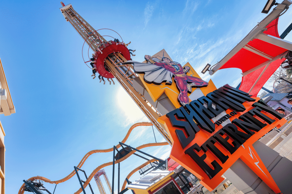 Six Flags Fiesta Texas: DC Universe