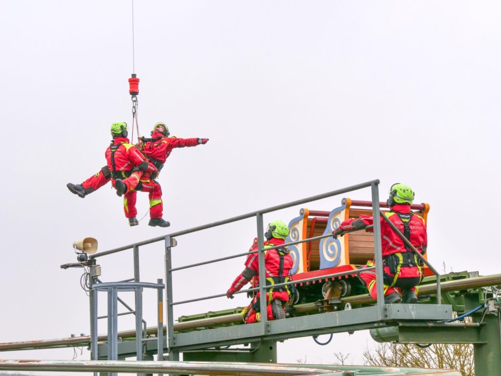 Tripsdrill: Übung der Höhenrettung