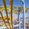 Kirmes Sevilla: Achterbahnwagen teilweise entgleist