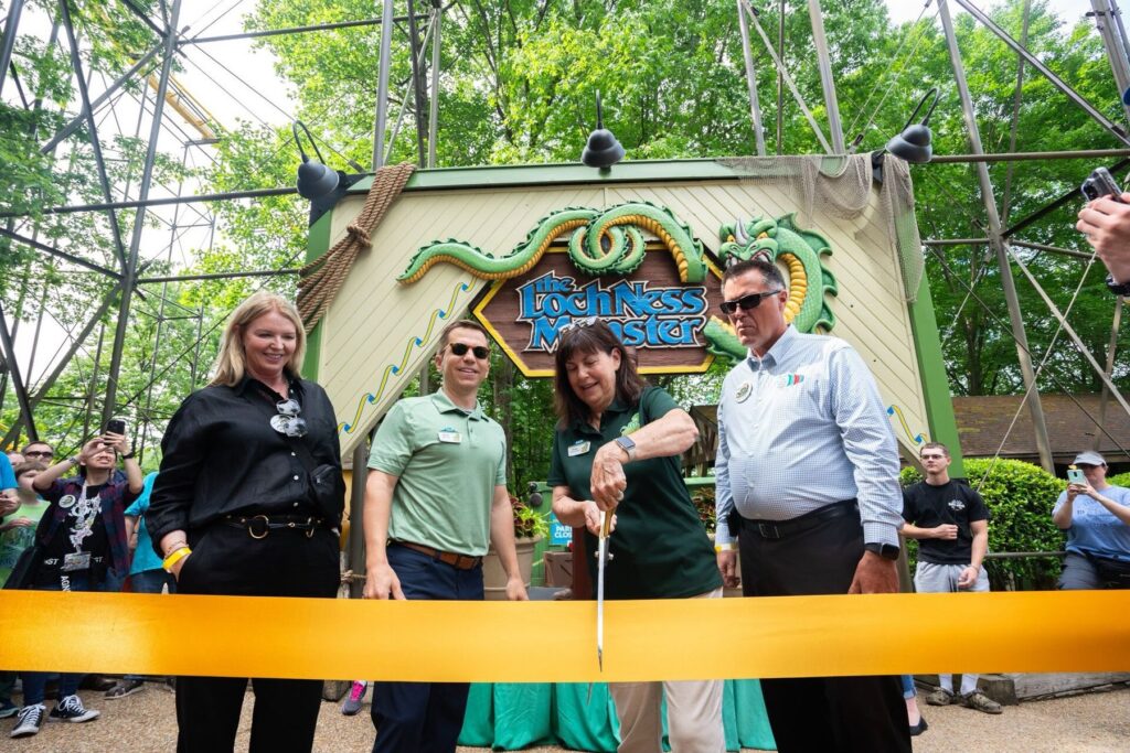 Busch Gardens Williamsburg: Loch Ness Monster