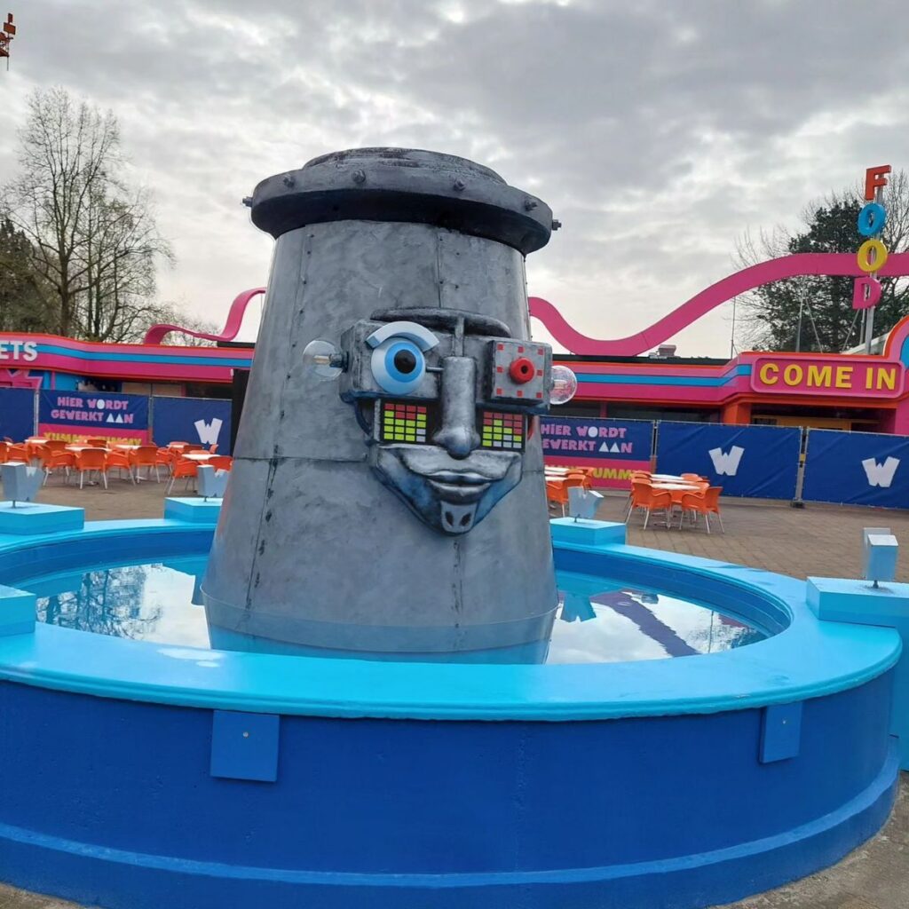 Walibi Holland: Themenbereich Play Ground
