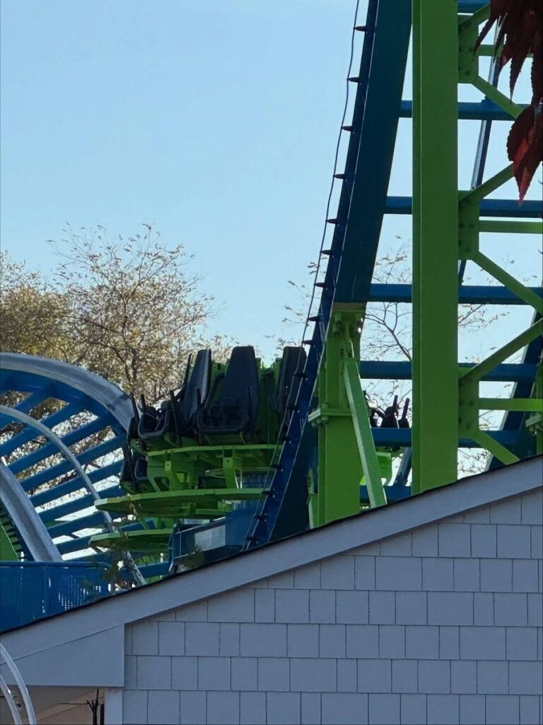 Adventureland Long Island: Wave Twister