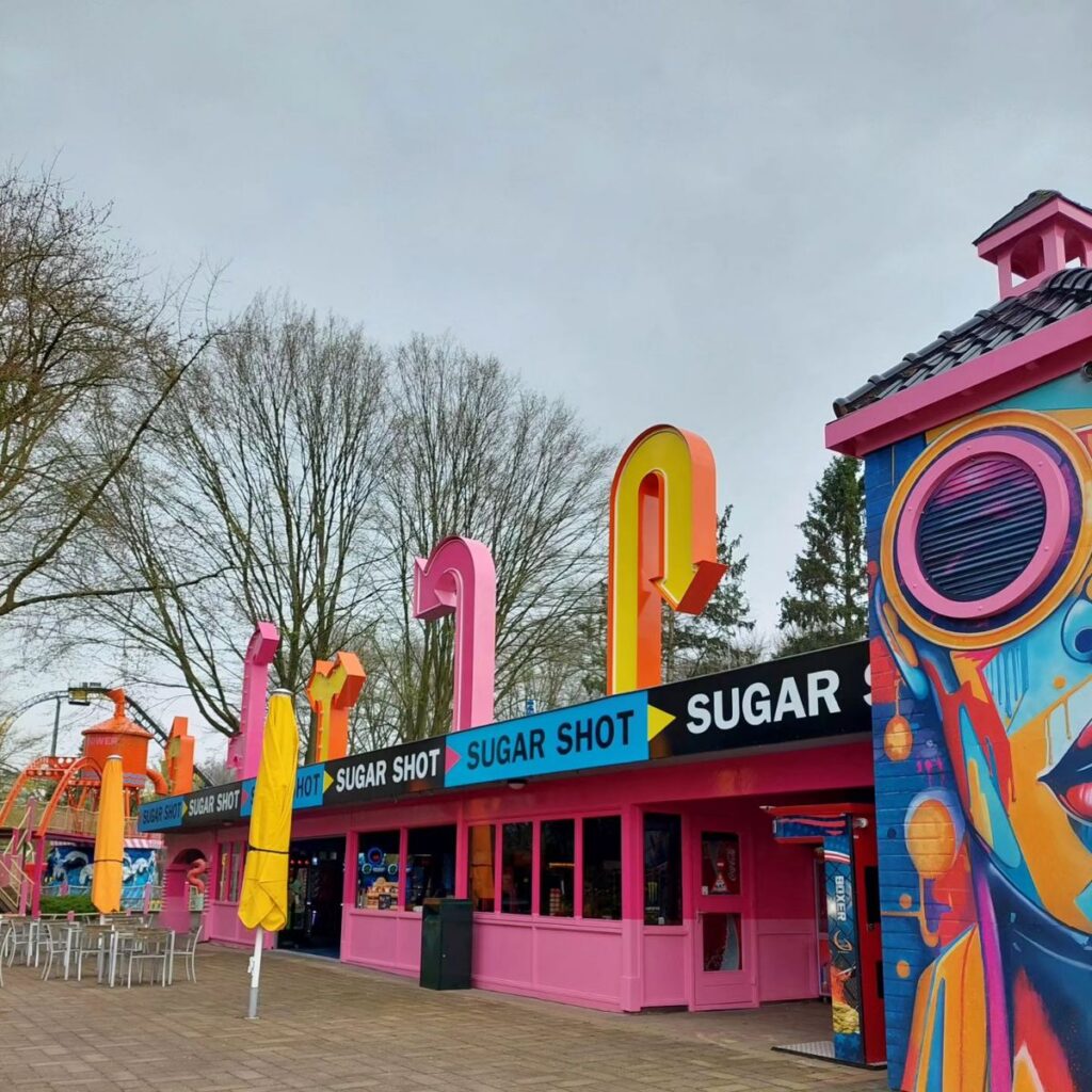 Walibi Holland: Themenbereich Play Ground