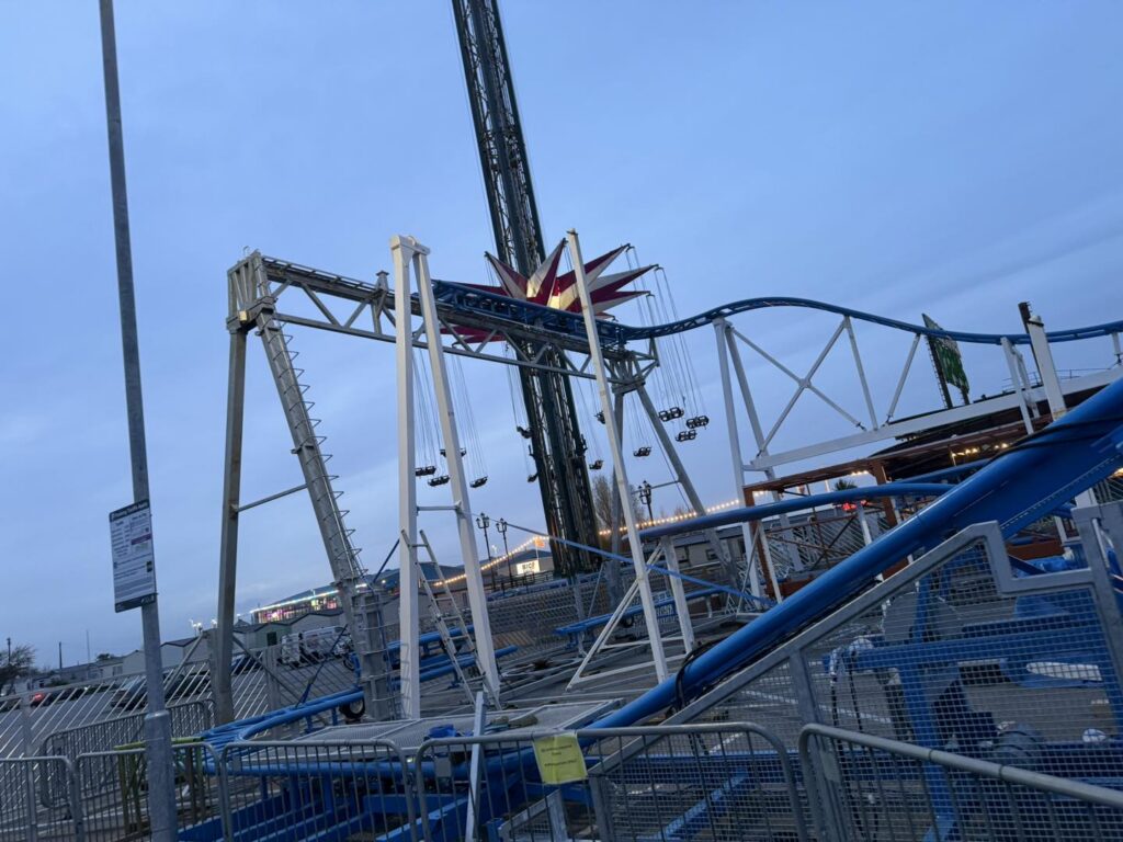 Fantasy Island: Spinning Coaster