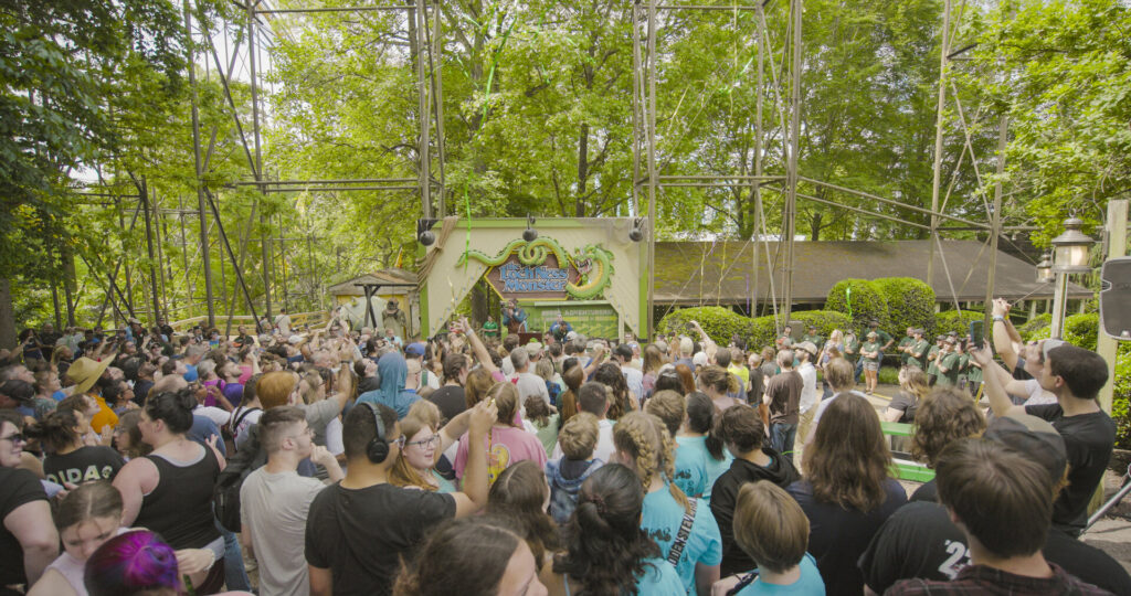 Busch Gardens Williamsburg: Loch Ness Monster