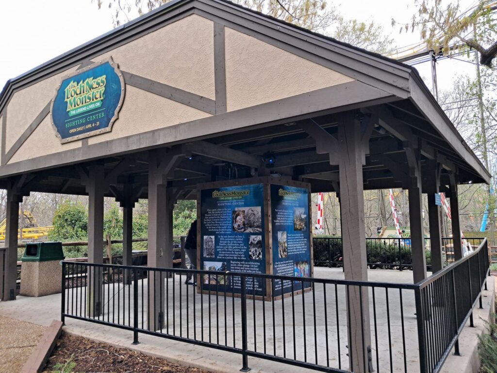 Busch Gardens Williamsburg: Loch Ness Monster