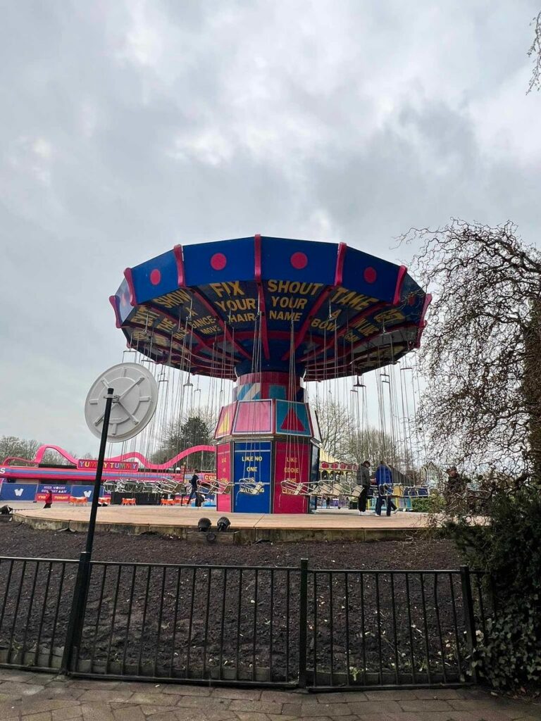 Walibi Holland: Themenbereich Play Ground