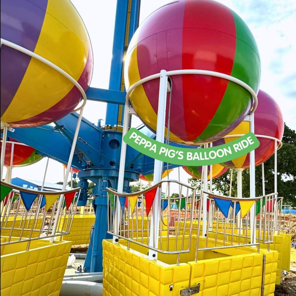 Peppa Pig Theme Park Dallas: Erste Attraktionen werden installiert