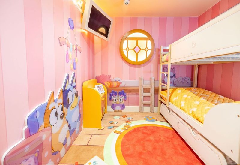 Alton Towers: "Bluey"-thematsiertes Hotelzimmer