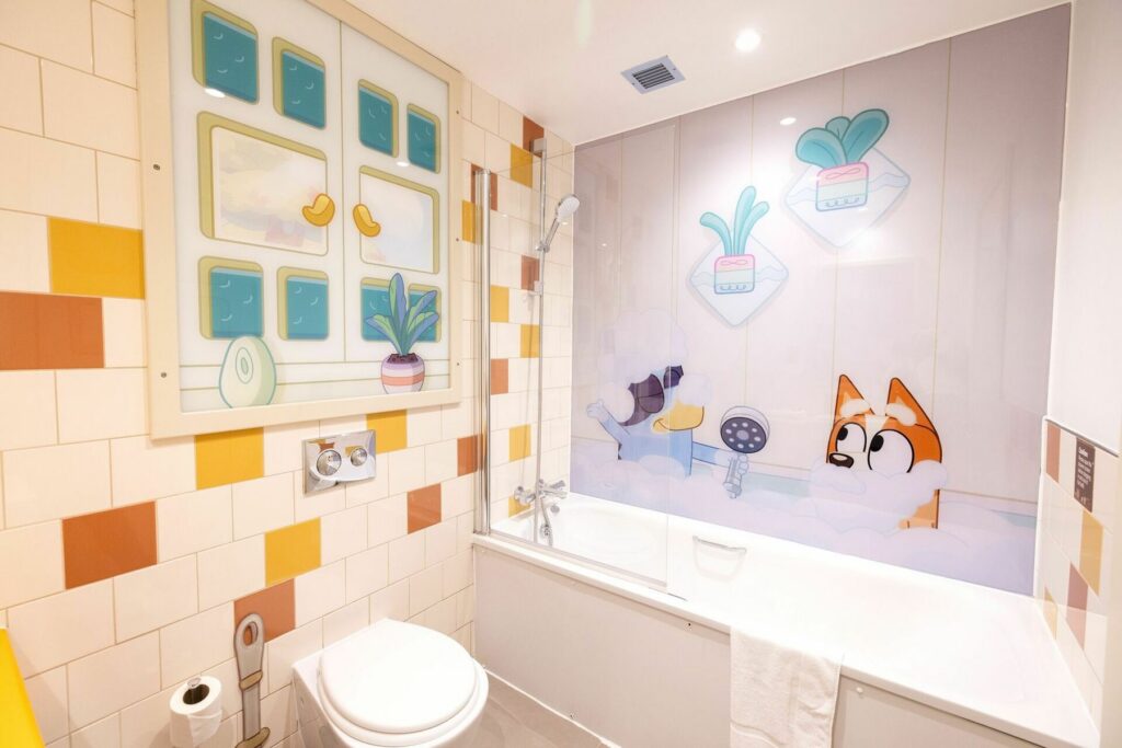 Alton Towers: "Bluey"-thematsiertes Hotelzimmer