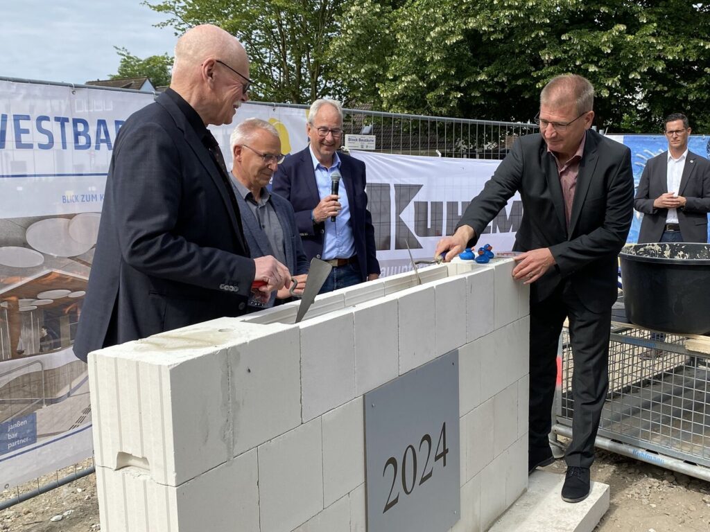 Westbad Bremen: Grundsteinlegung erfolgt