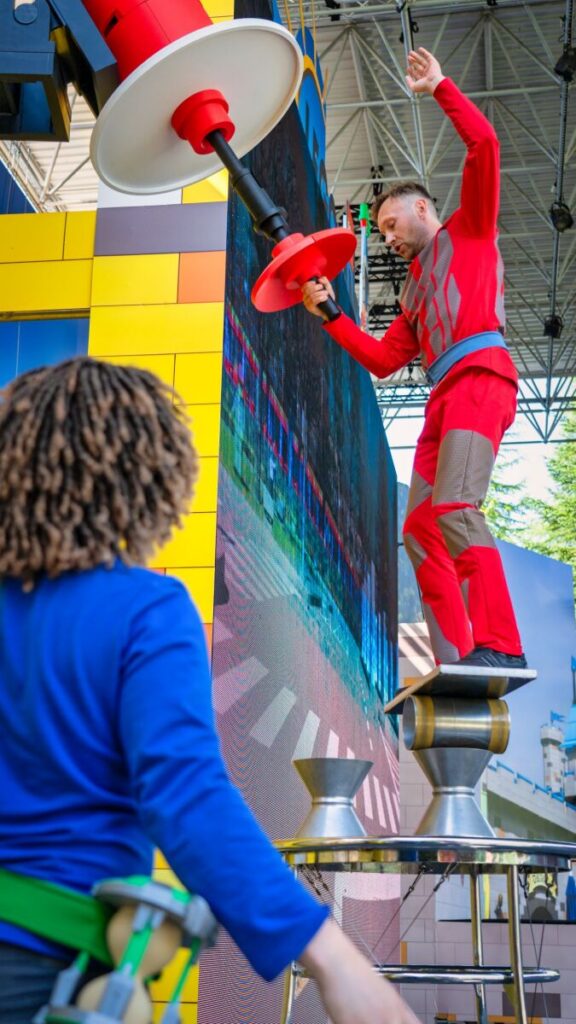 LEGOLAND® Deutschland: LEGO® DREAMZzz™ Sommershow