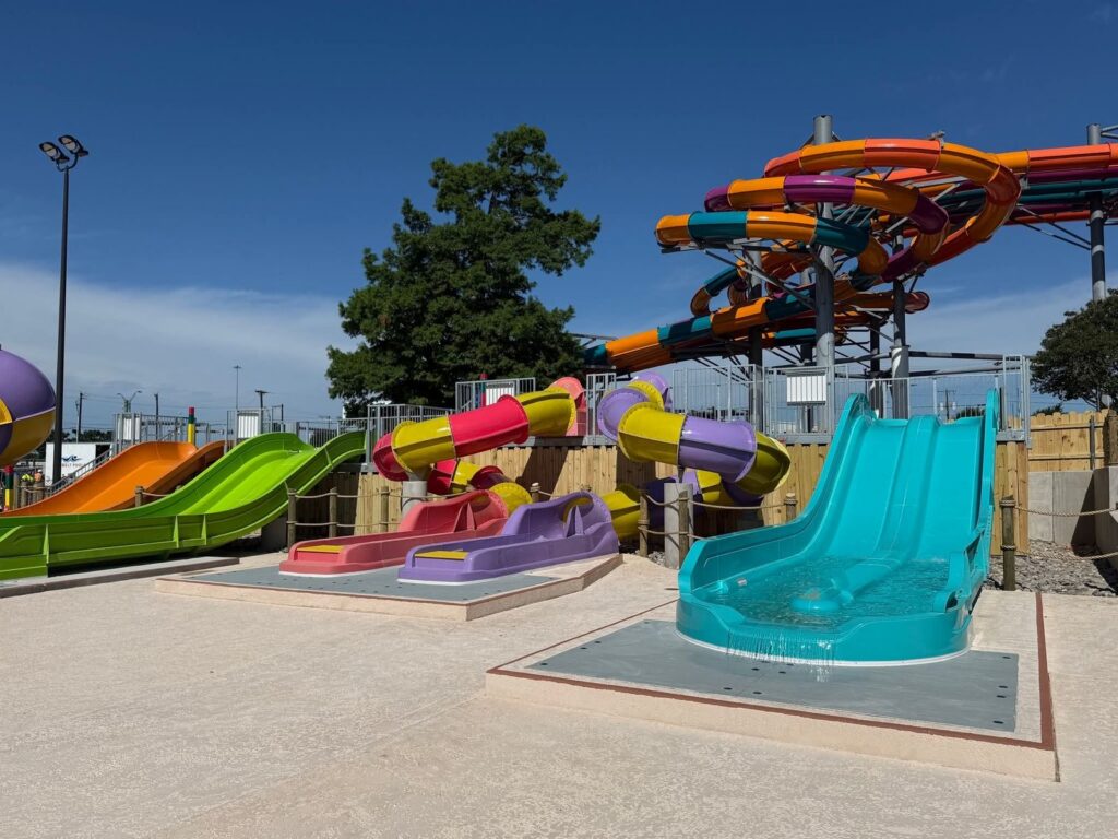 Six Flags Hurricane Harbor: Splash Island