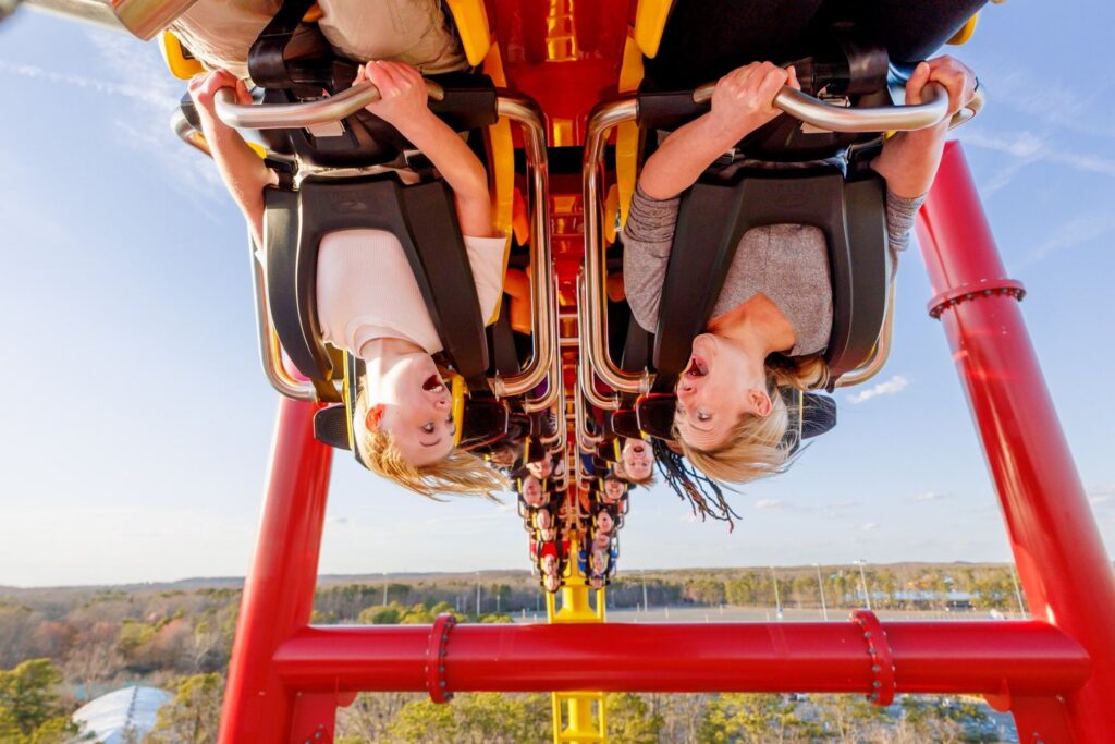 Six Flags Great Adventure: The Flash - Vertical Velocity