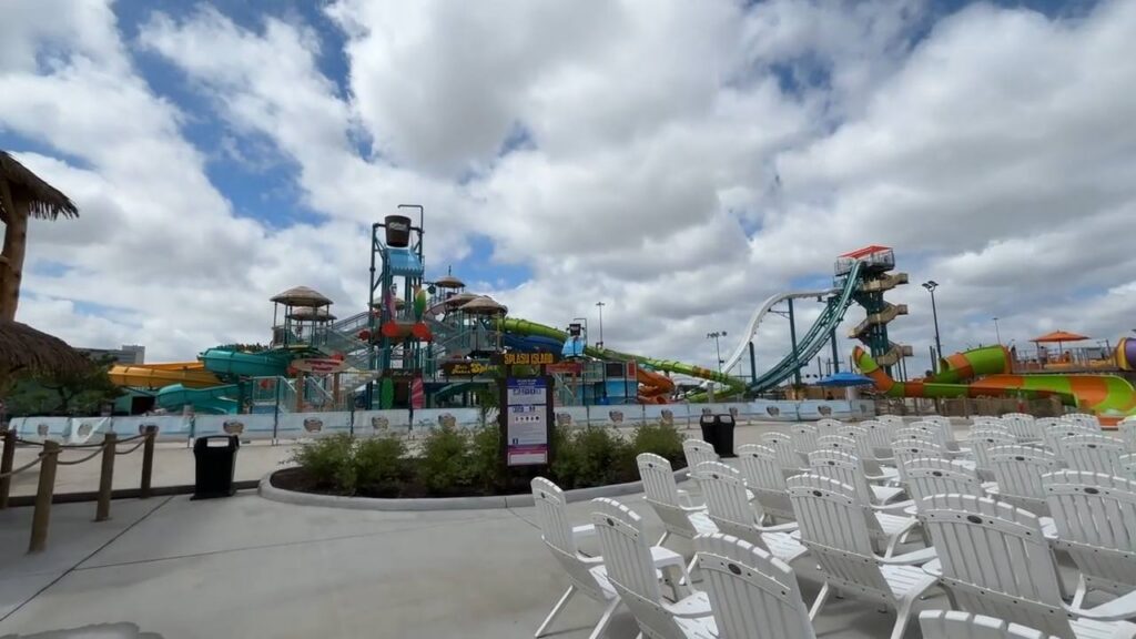 Six Flags Hurricane Harbor: Splash Island