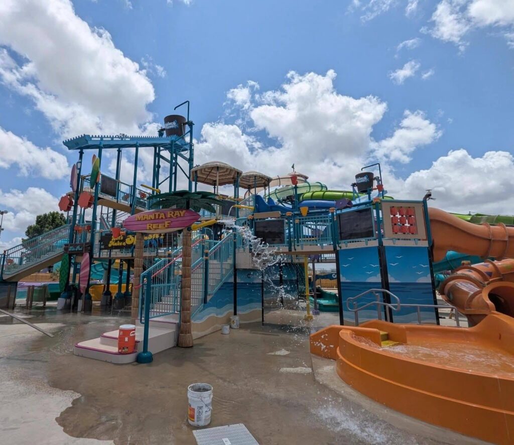 Six Flags Hurricane Harbor: Splash Island