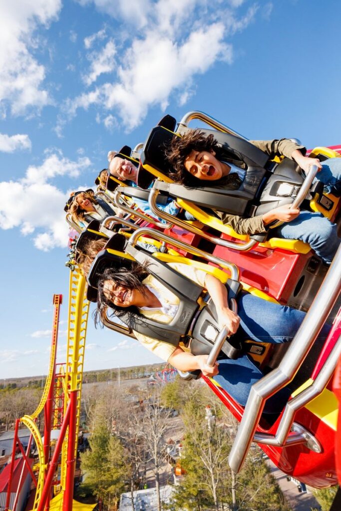 Six Flags Great Adventure: The Flash - Vertical Velocity