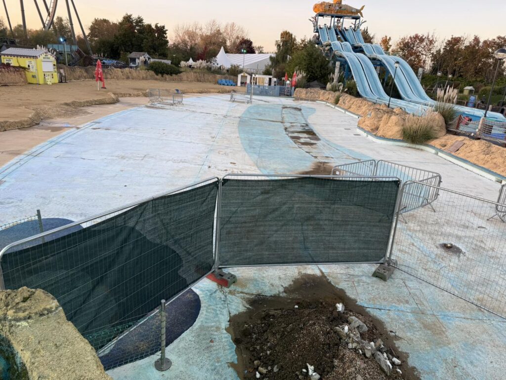 Thorpe Park: Amity Beach