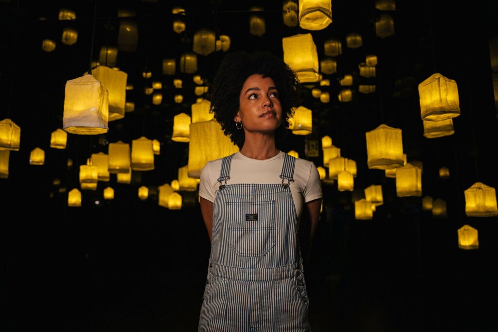 Ikono Berlin: Neue Ausstellung am Alexanderplatz