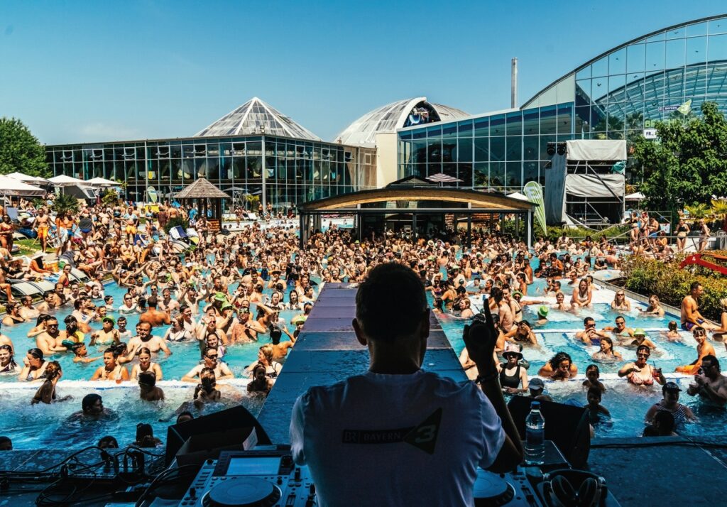 Therme Erding: Buntes Herbstprogramm in der Therme Erding