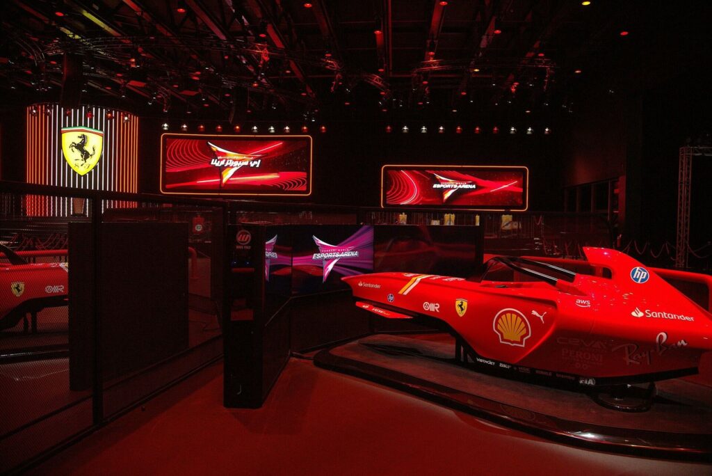 Ferrari World: Neue eSports-Arena